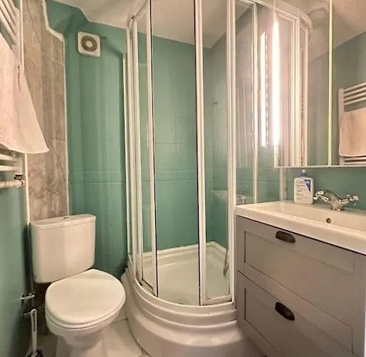 5 Min Walk Distance Taksim Square Semi Sea View Appartamento Provincia di Istanbul